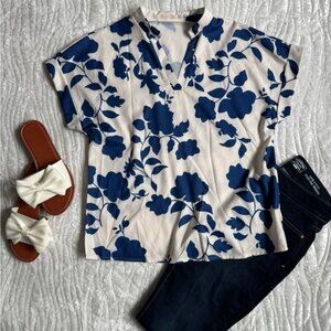 Like New!😍 SHEIN Cream Blouse with Blue Floral Print